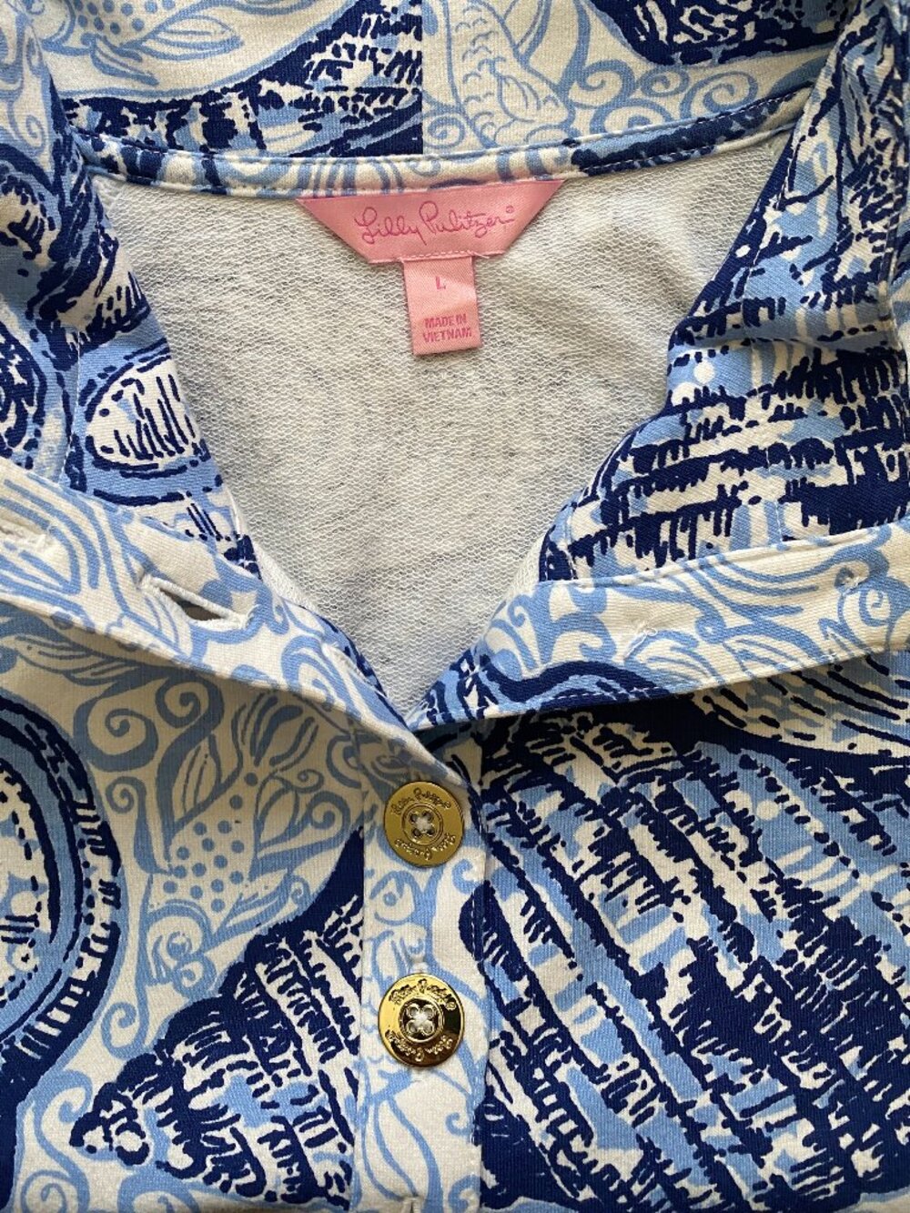 Lily Pulitzer pop-over, 3 quarter buton top - Picture 3 of 4